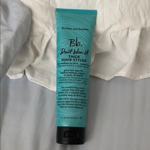 Bumble and bumble don’t blow it hair styler